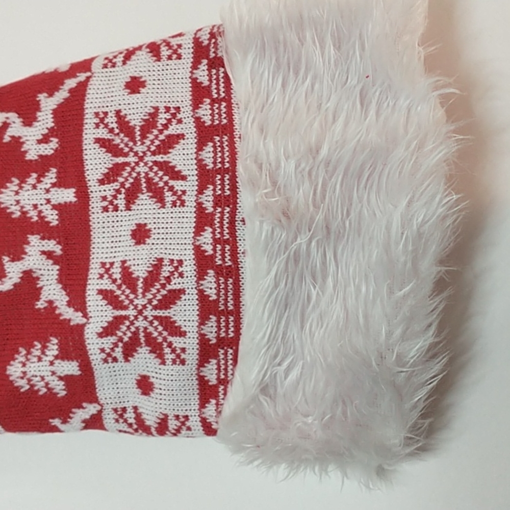 Holiday Style Tree Skirt Red and White Color - Picture 7 of 10